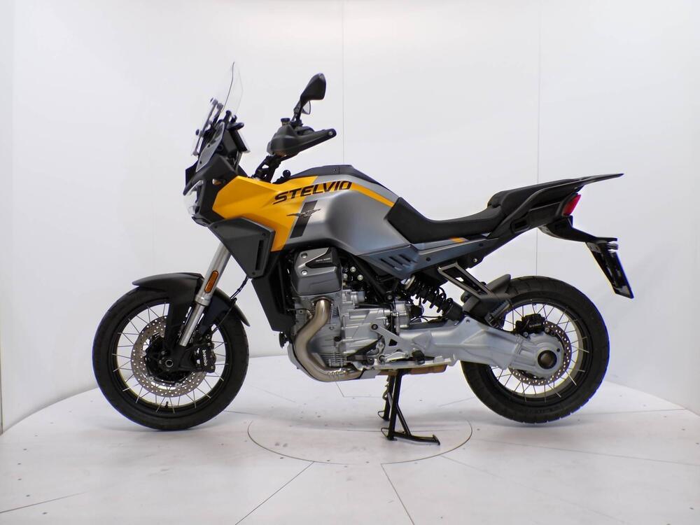 Moto Guzzi Stelvio PFF (2024 - 25) (4)