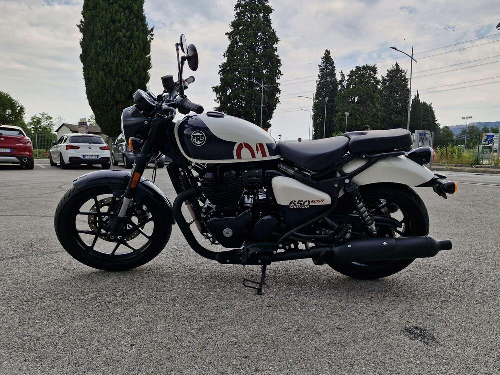 Royal Enfield Shotgun 650 (2024 - 25) (4)