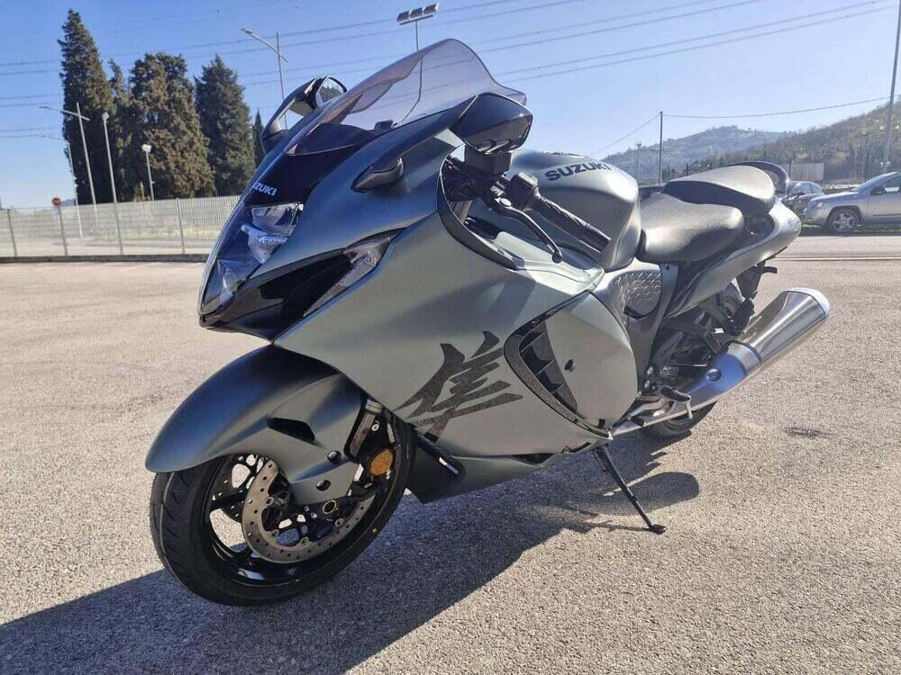 Suzuki GSX 1300 R Hayabusa (2021 - 24) (4)
