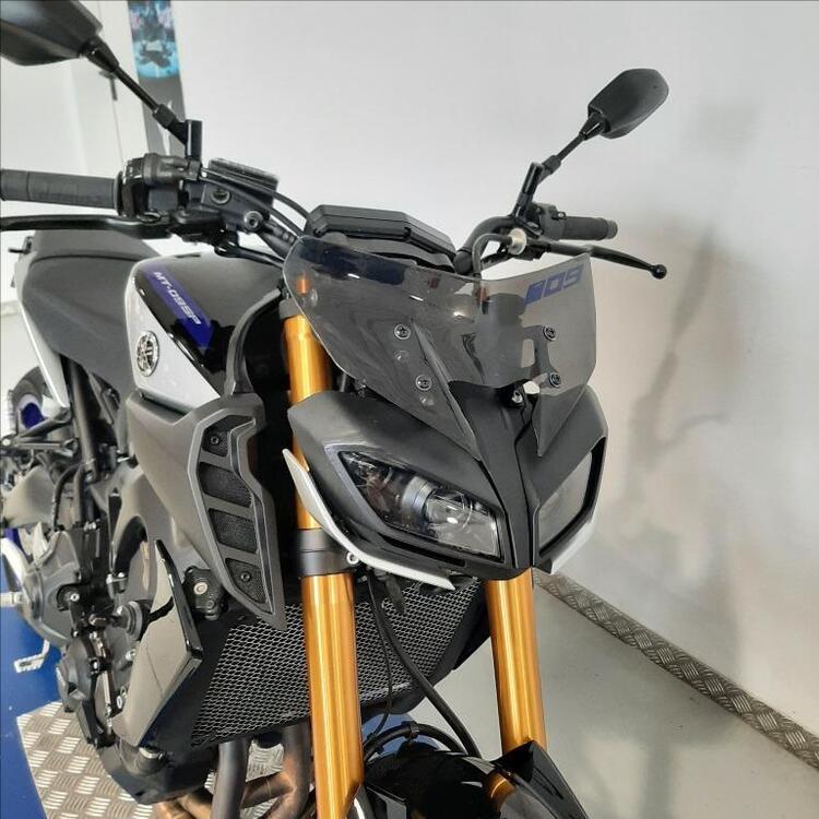Yamaha MT-09 SP (2018 - 20) (4)