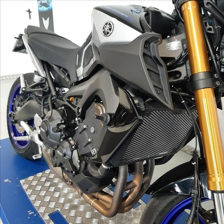 Yamaha MT-09 SP (2018 - 20) (5)