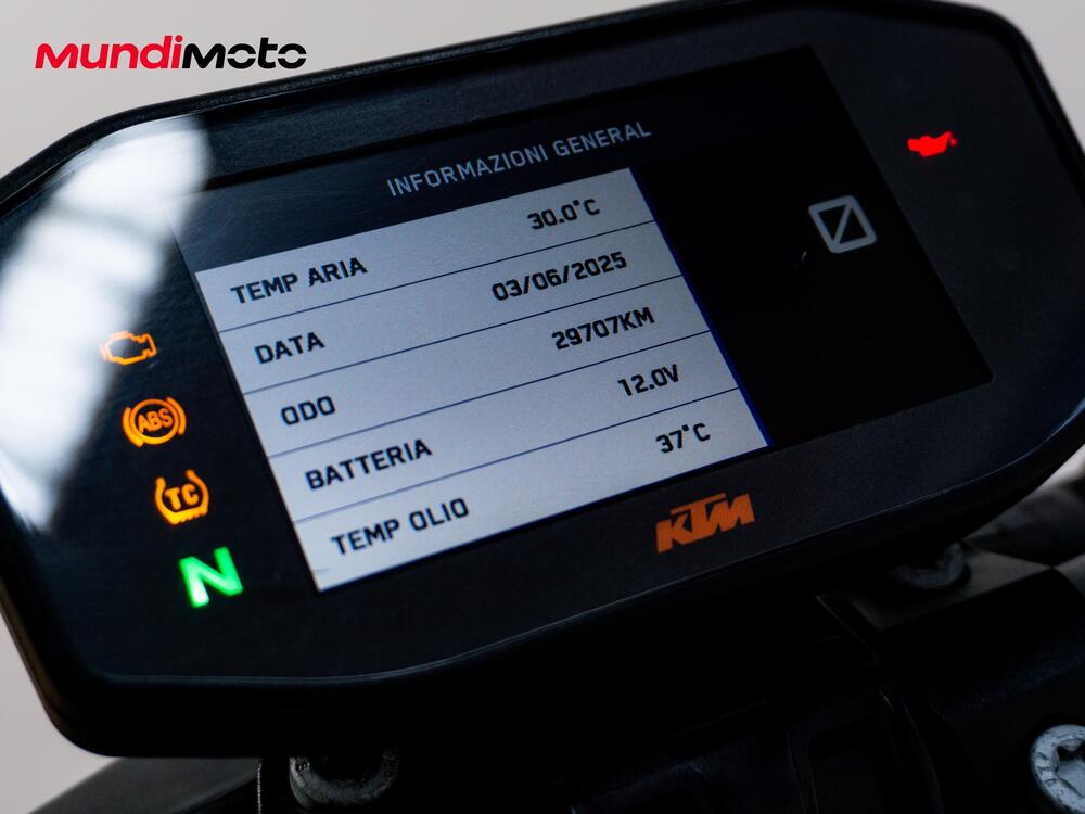 KTM 1290 Super Duke R (2020) (5)