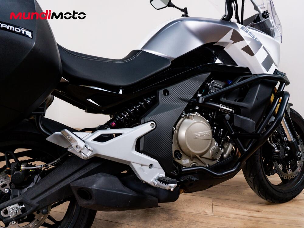 CFMOTO 650MT (2019 - 20) (4)