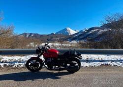 Moto Guzzi V7 Stone (2021 - 24) usata