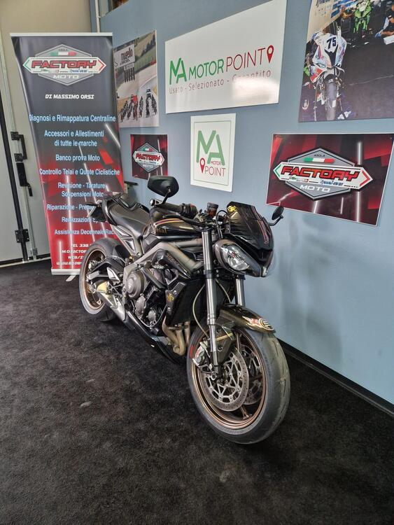 Triumph Street Triple RS (2020 - 22) (2)