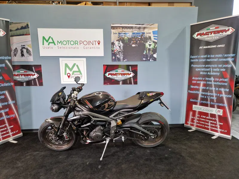 Triumph Street Triple RS (2020 - 22) (3)