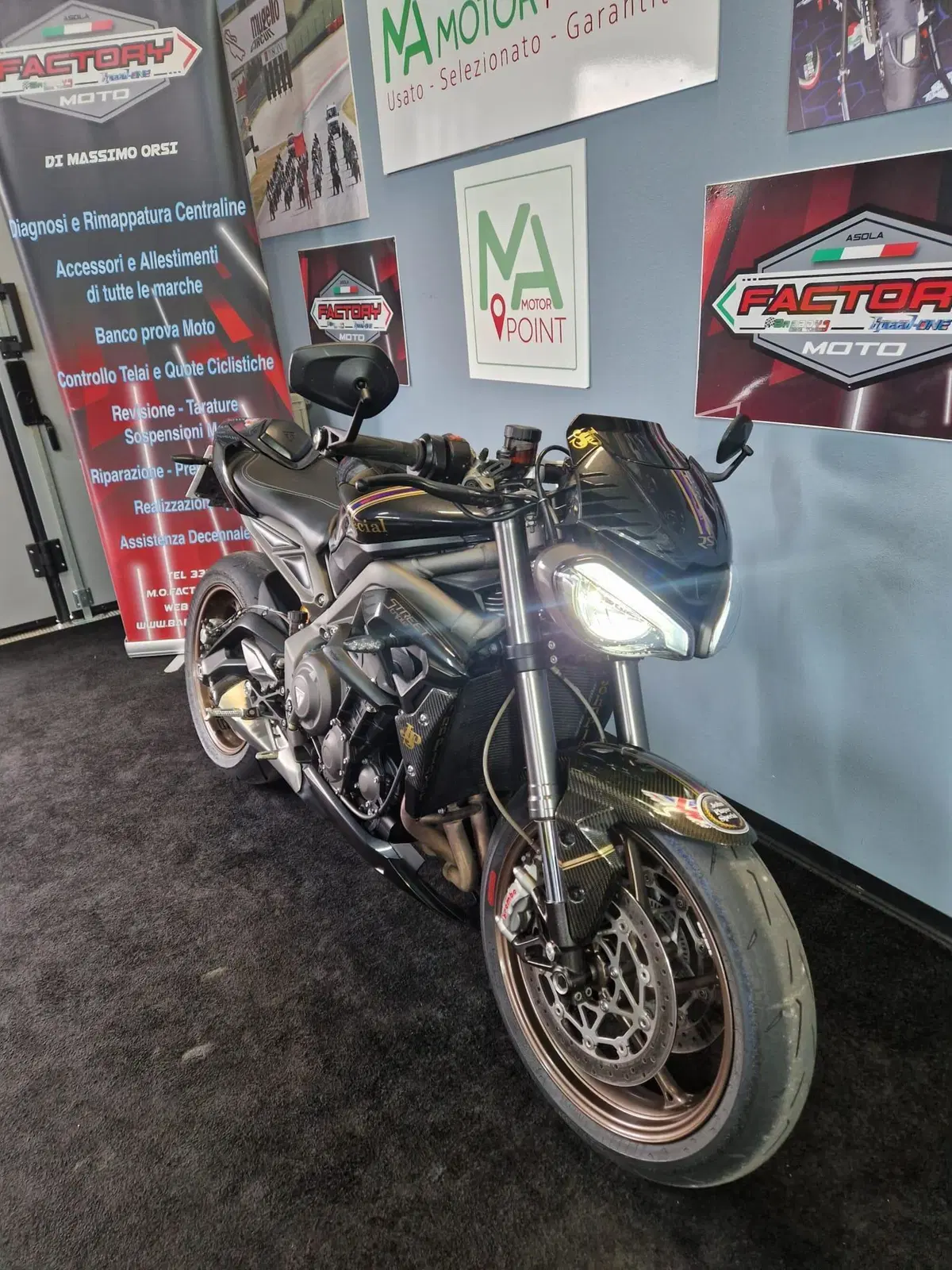 Triumph Street Triple RS (2020 - 22) (4)