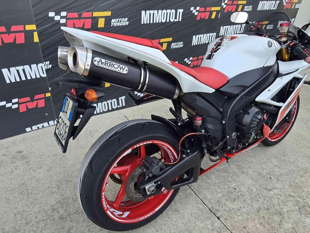 Yamaha YZF R1 (2007 - 08) (4)