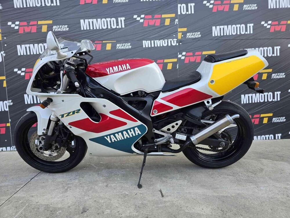 Yamaha TZR 250 RS 3VX (2)