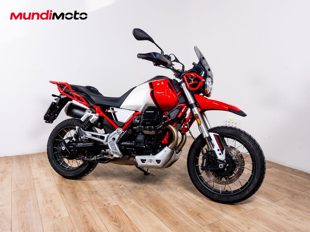 Moto Guzzi V85 TT Evocative Graphics (2021 - 23) (2)