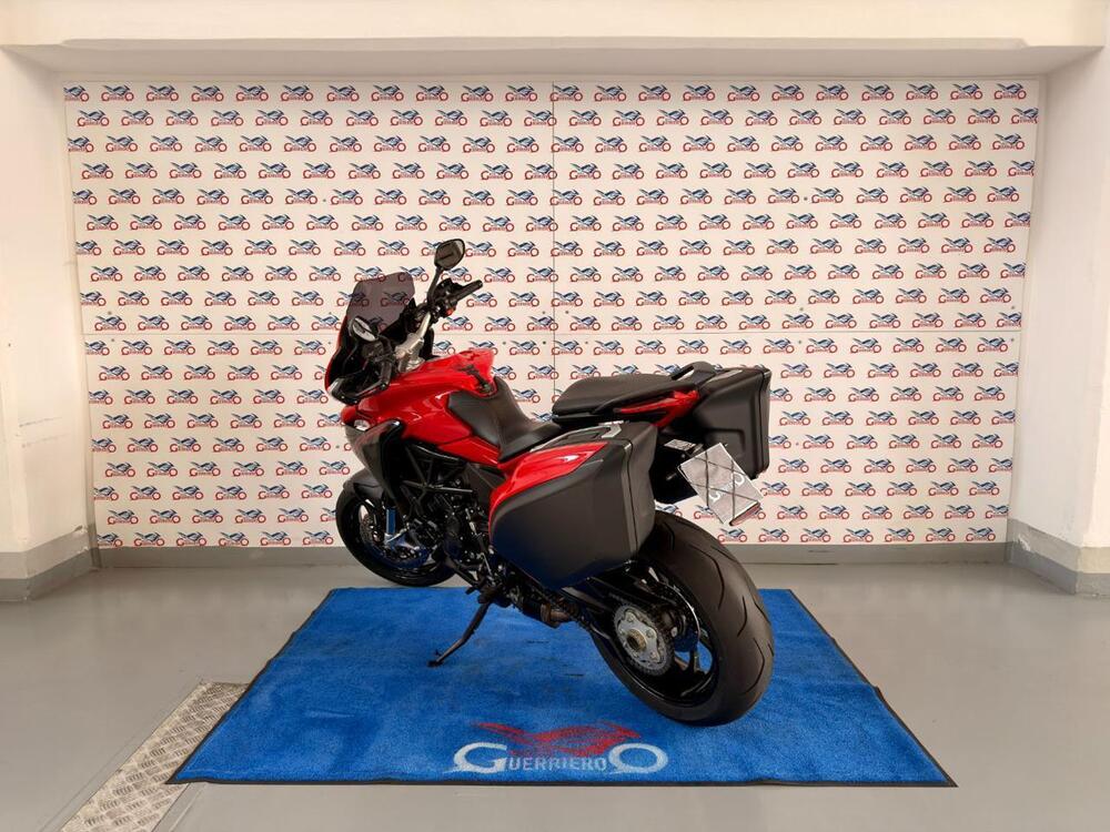 MV Agusta Turismo Veloce 800 Rosso (2021 - 23) (4)