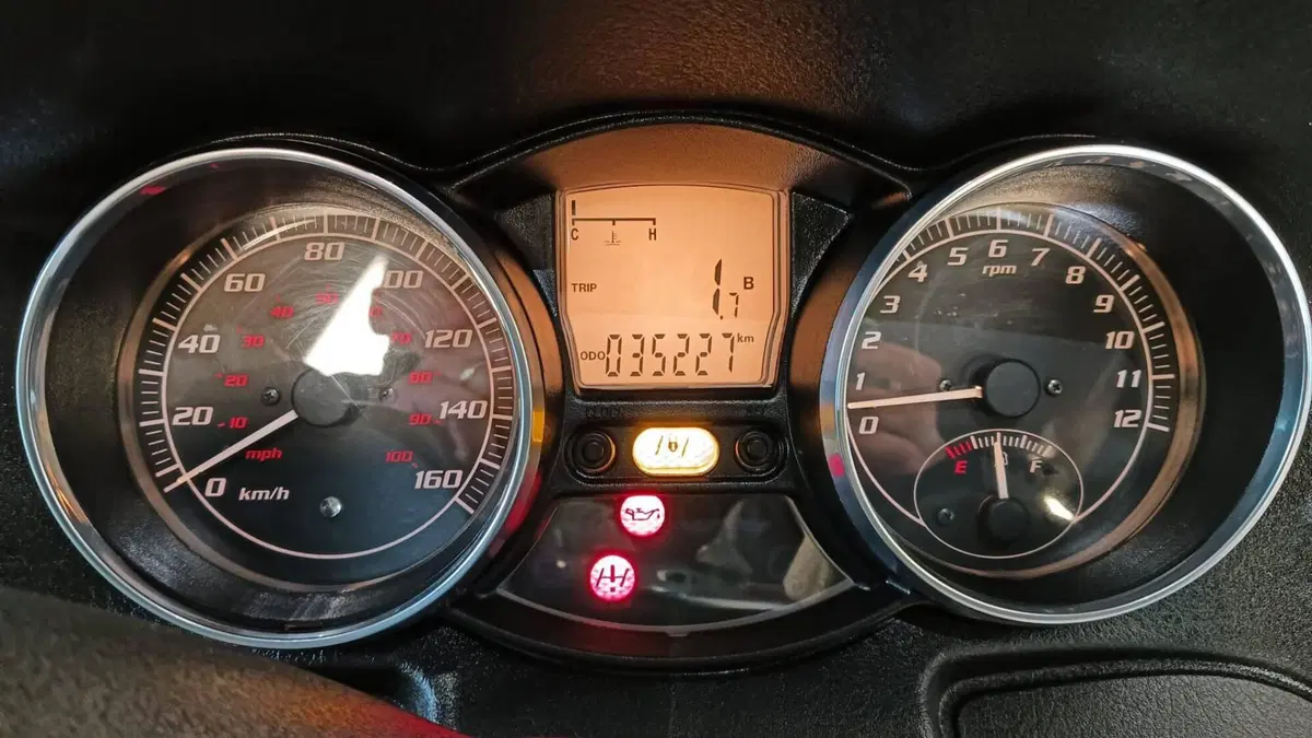Piaggio Mp3 300 ie Business LT ABS (2014 - 16) (6)