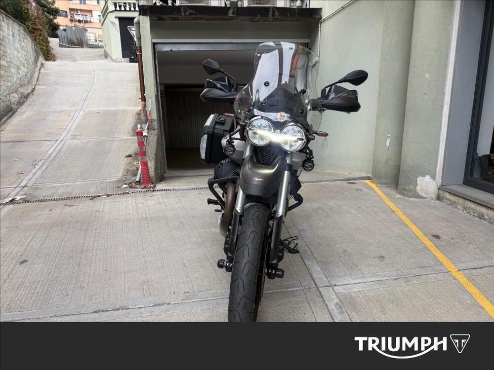 Moto Guzzi V85 TT Travel (2021 - 23) (3)