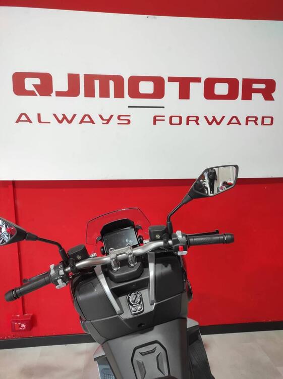 QJ Motor ATR 125 (2025) (4)