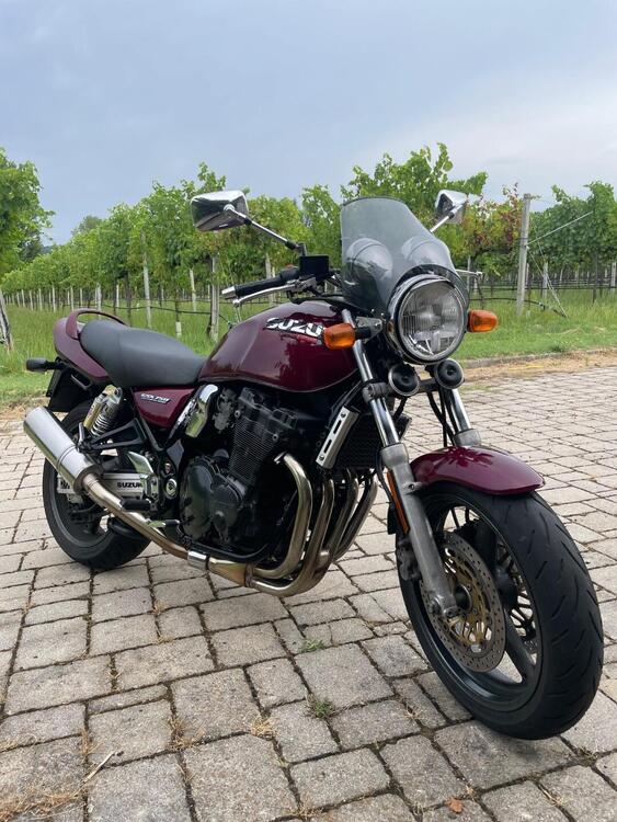 Suzuki GSX 750 (1998 - 03) (2)