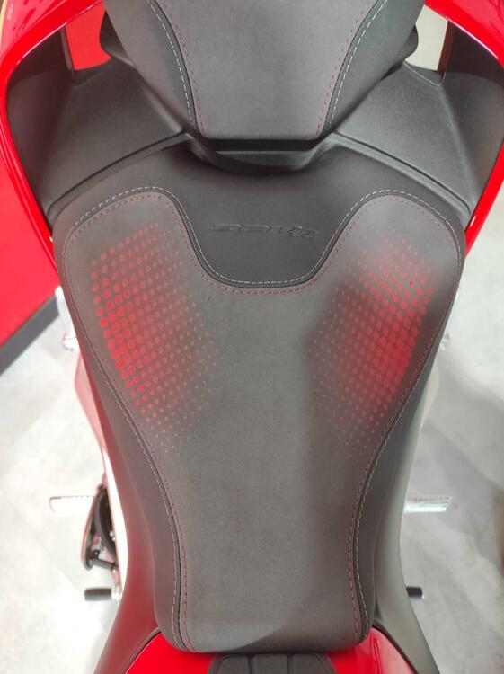 QJ Motor SRK 921 RR (2025) (3)