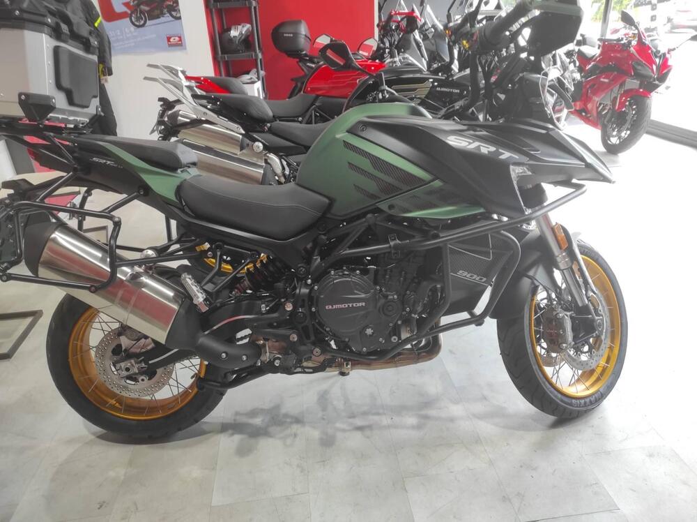 QJ Motor SRT 900 SX (2025) (2)