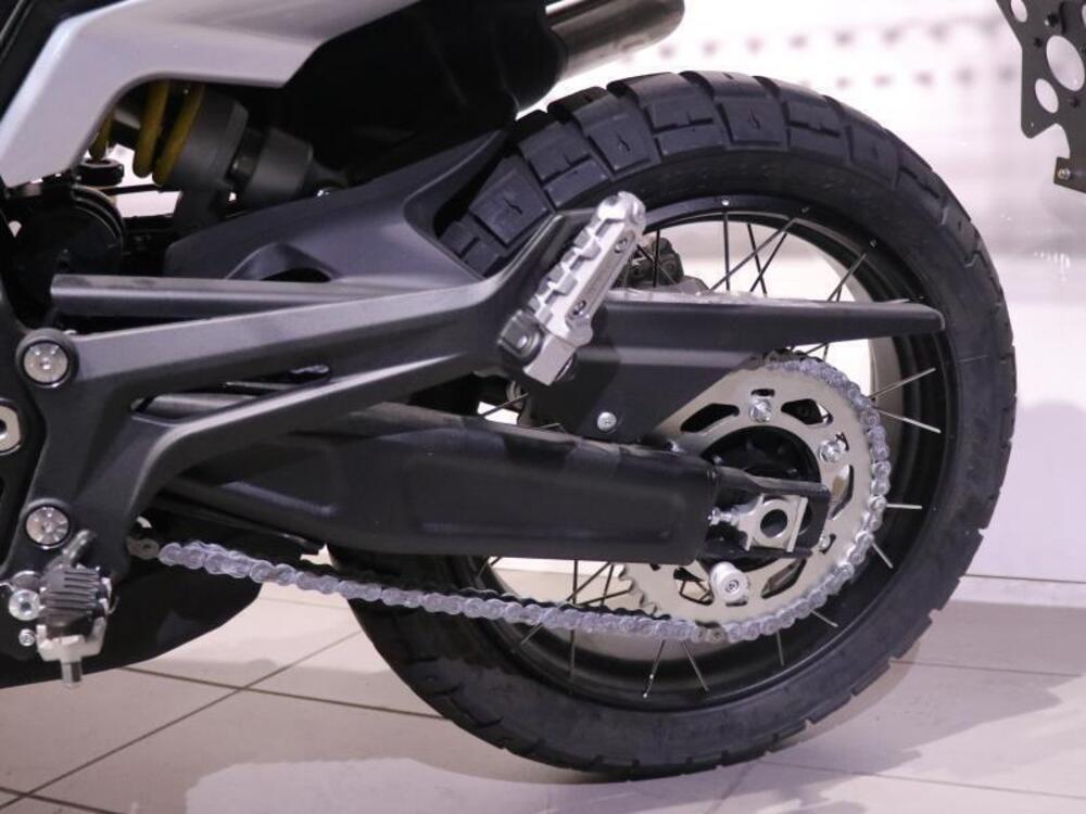 Benelli Leoncino 800 (2022 - 25) (5)