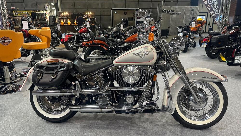 Harley-Davidson 1340 Heritage Classic (1984 - 98) - FLSTC (2)