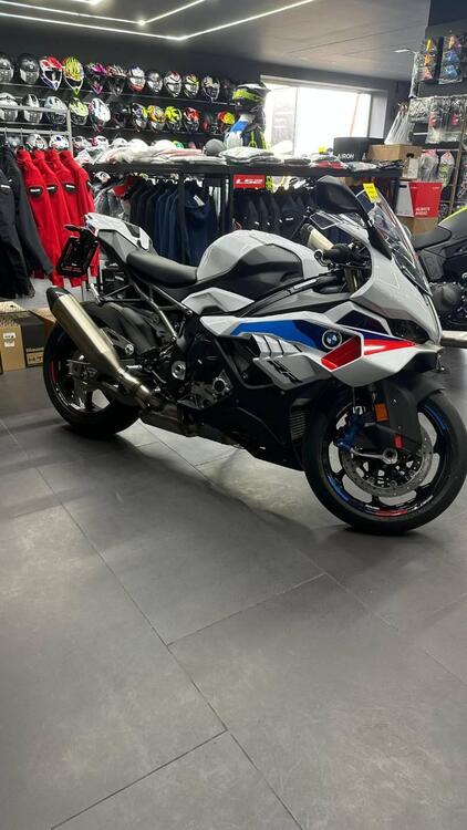 Bmw S 1000 RR (2025) (2)