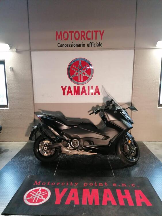 Yamaha T-Max 560 (2022 - 24)