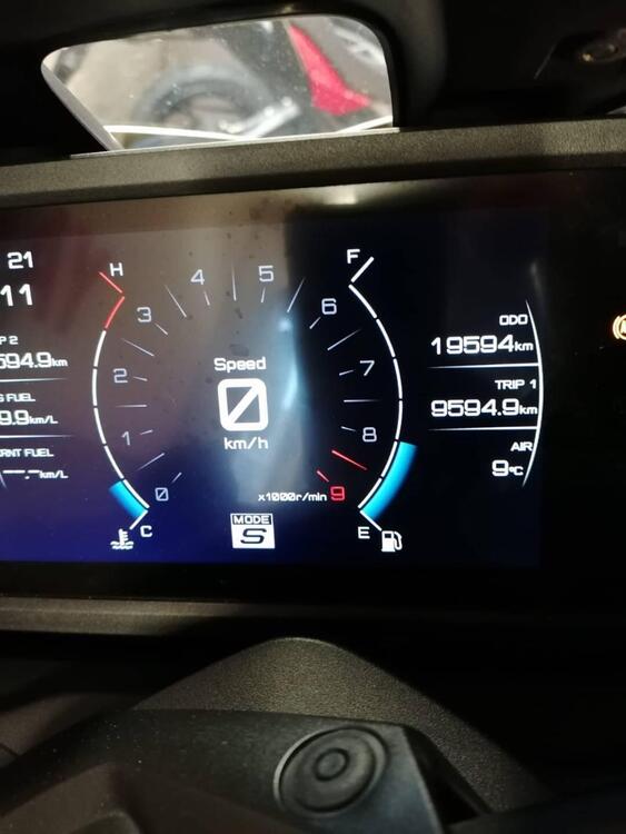 Yamaha T-Max 560 (2022 - 24) (5)