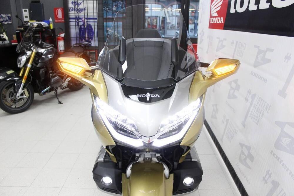 Honda GL 1800 Gold Wing Tour 50° Anniversario (2025) (4)