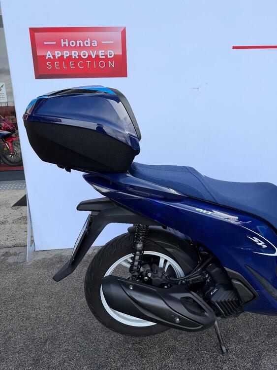 Honda SH 125i Sport (2024 - 25) (4)