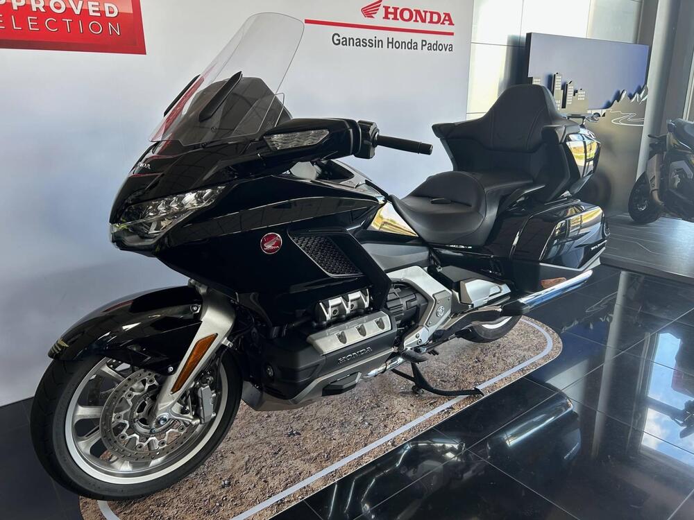 Honda GL 1800 Gold Wing Tour DTC (2018 - 20) (5)