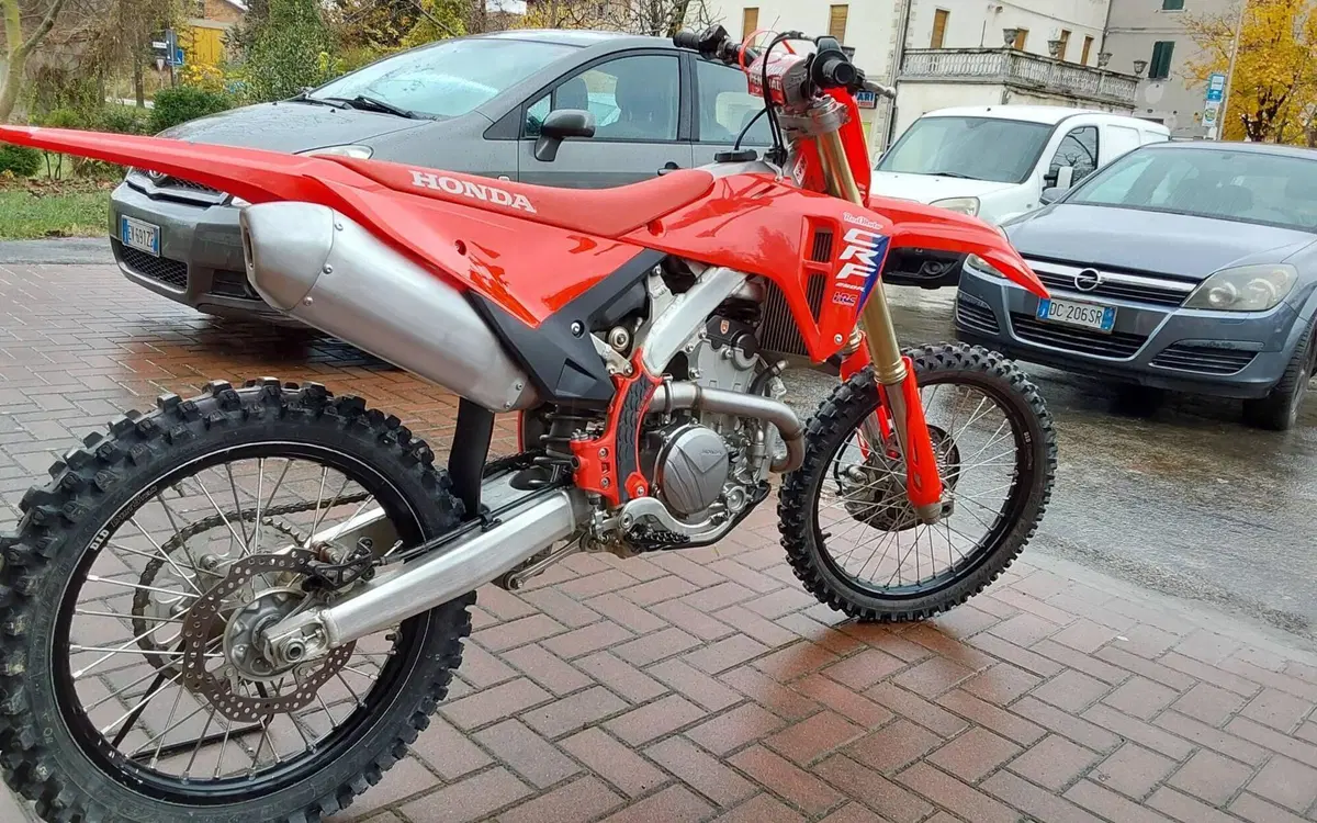 Honda CRF 250R (2025)