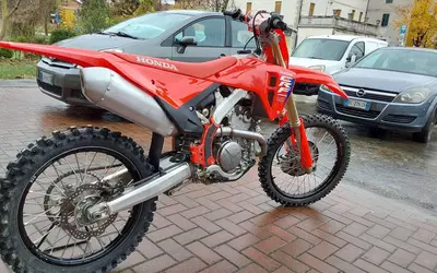 Honda CRF 250R (2025) usata
