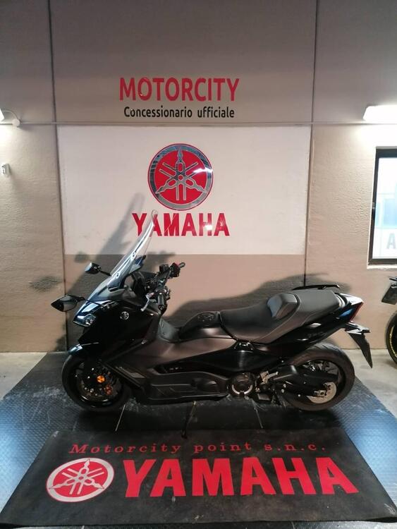 Yamaha T-Max 560 Tech Max (2022 - 24) (4)