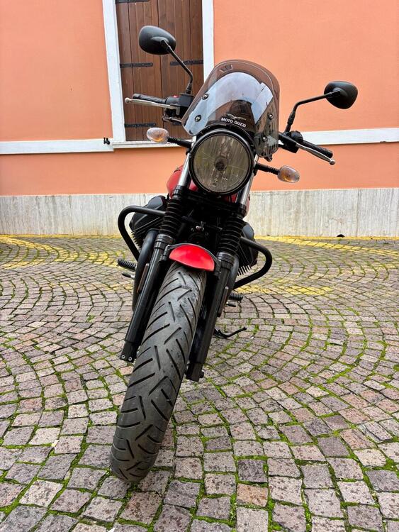 Moto Guzzi V7 III Stone (2017 - 20) (3)