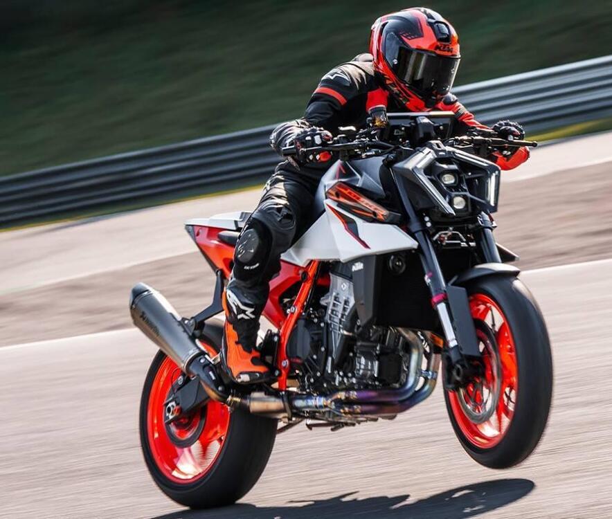 KTM 990 Duke R (2026) (3)