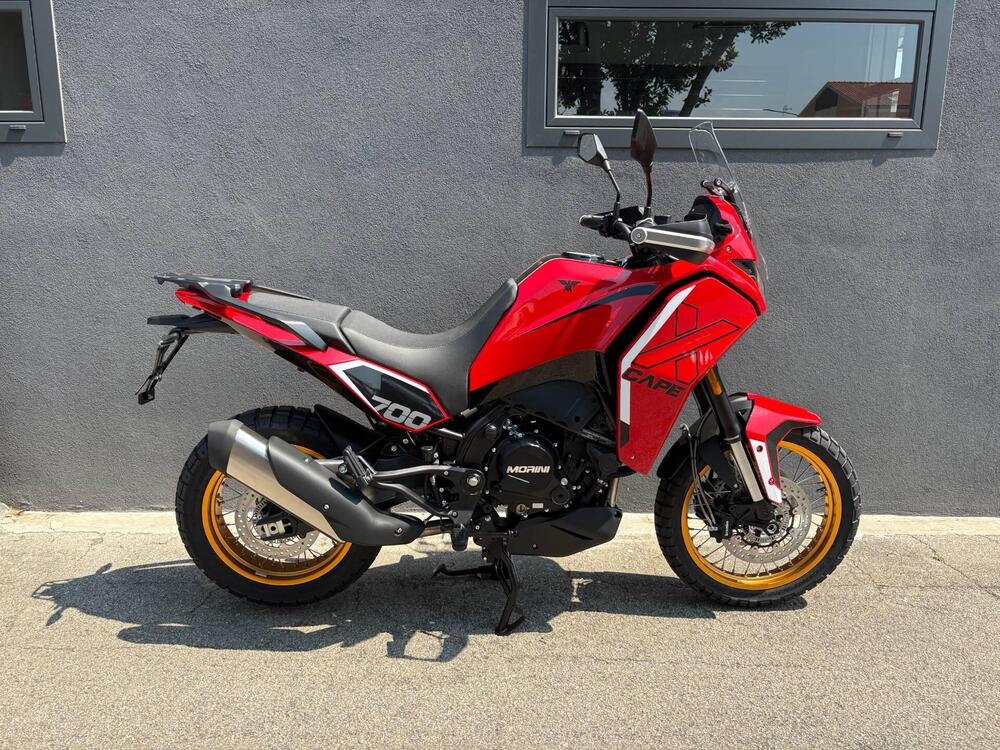 Moto Morini X-Cape 700 Gold Edition (2025) (2)