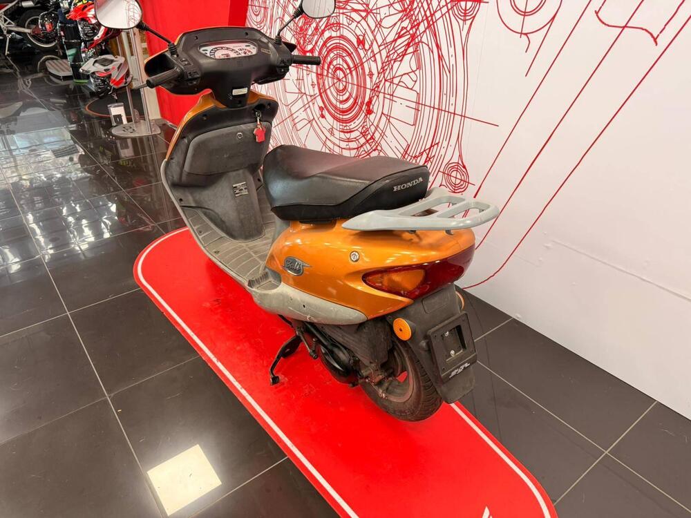 Honda SJ 50 Bali (3)