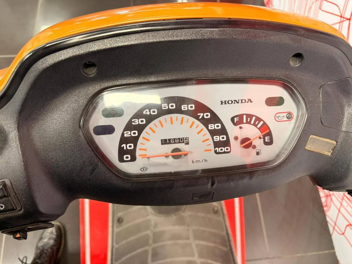 Honda SJ 50 Bali (8)