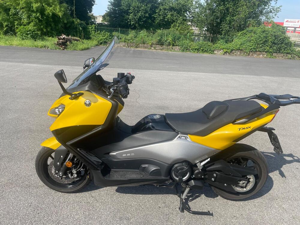 Yamaha T-Max 560 (2022 - 24)