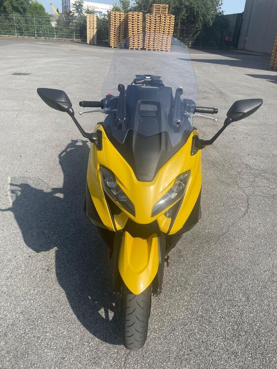 Yamaha T-Max 560 (2022 - 24) (3)