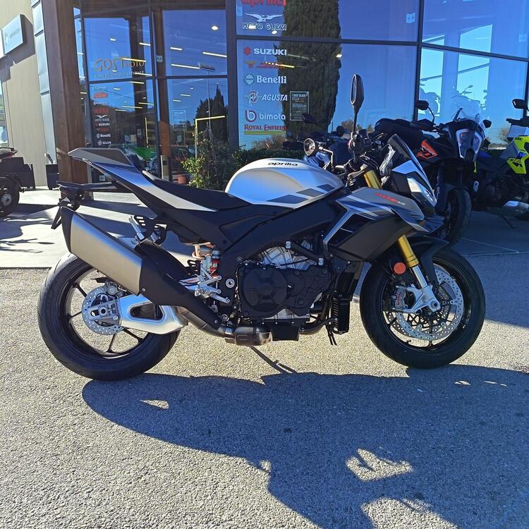 Aprilia Tuono V4 (2025) (2)