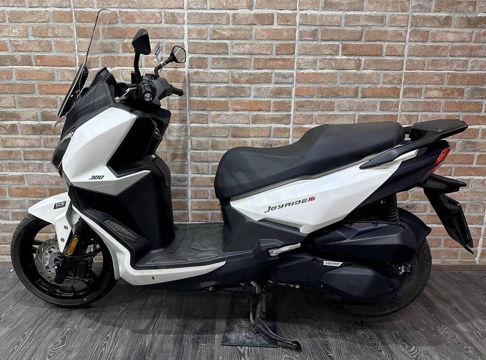 Sym Joyride 300 (2022 - 24) (4)