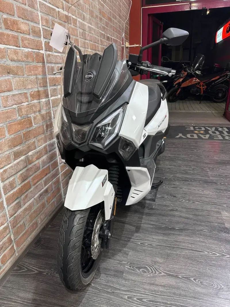 Sym Joyride 300 (2022 - 24) (10)