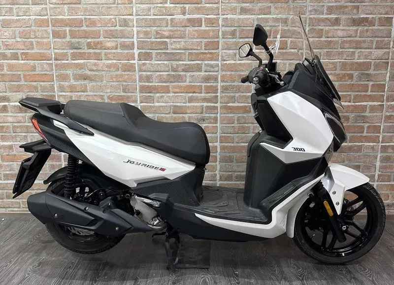 Sym Joyride 300 (2022 - 24) (13)