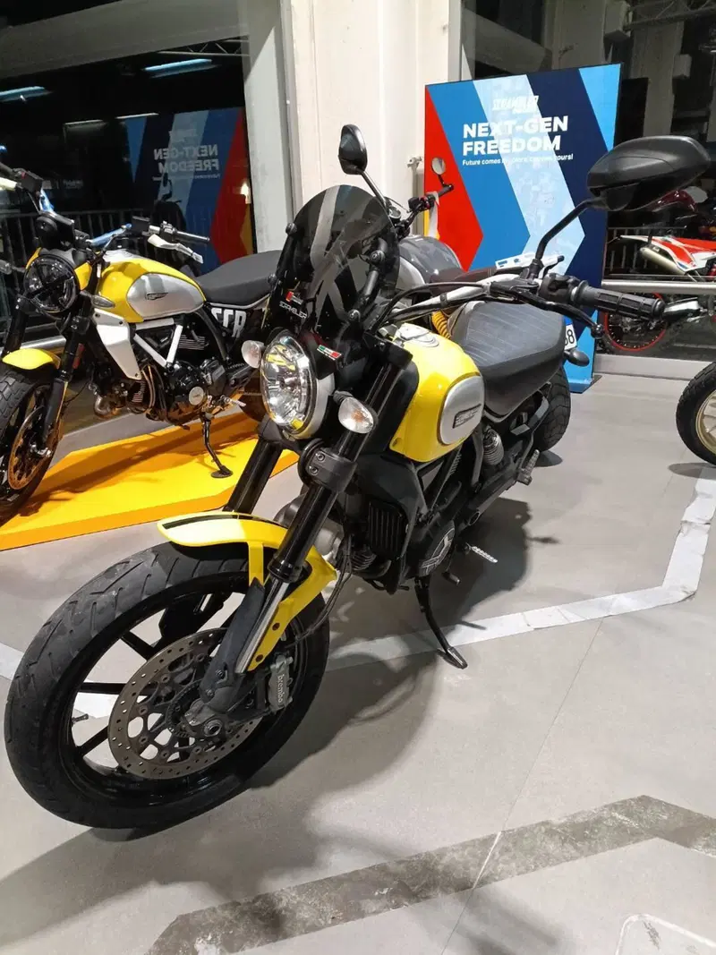 Ducati Scrambler 800 Icon (2015 - 16)