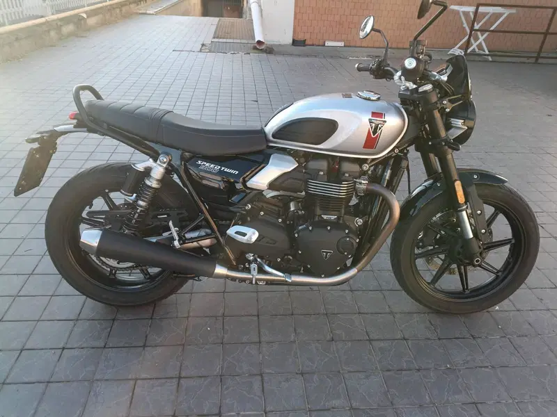 Triumph Speed Twin 900 (2025 - 26) (6)
