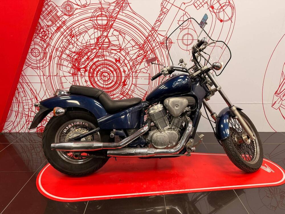 Honda VT 600 C Shadow (1989 - 02) (2)