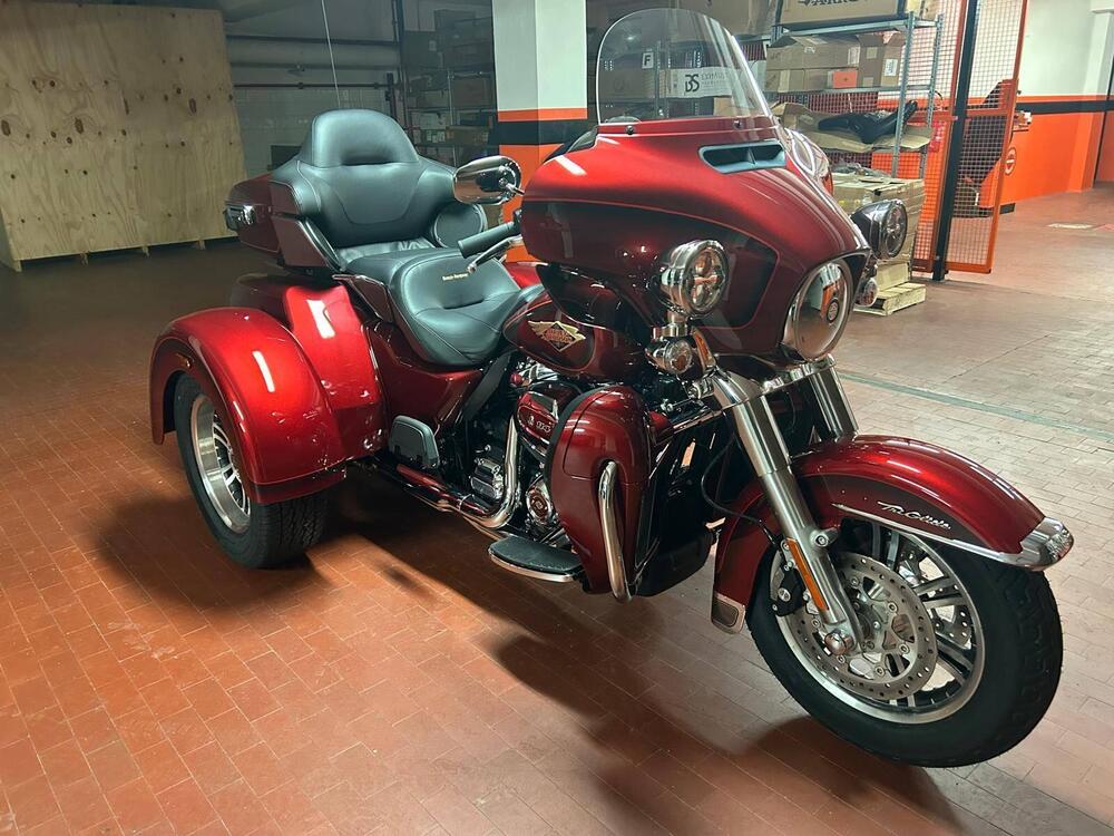 Harley-Davidson Tri Glide Ultra Anniversary (2023) (3)