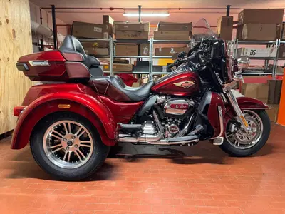 Harley-Davidson Tri Glide Ultra Anniversary (2023) usata