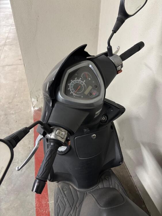 Kymco Agility 125 R16 + (2015 - 17) (3)