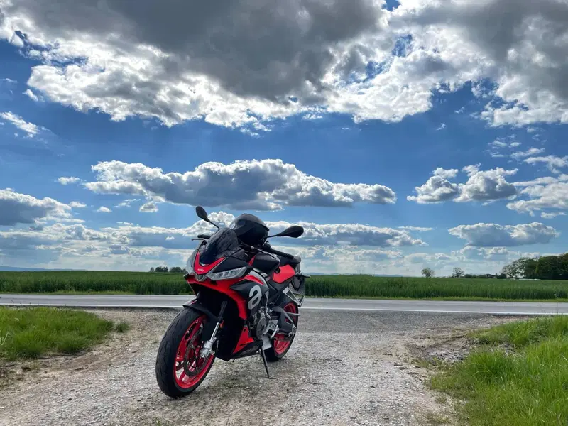 Aprilia Tuono 660 (2021 - 25) (3)